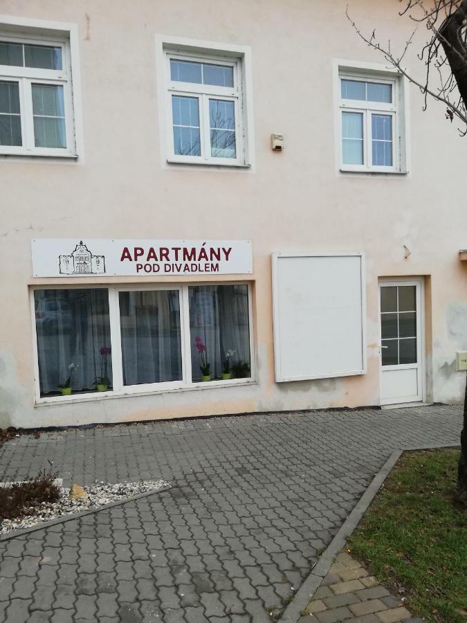 Apartmany Pod Divadlem 즈노이모 외부 사진